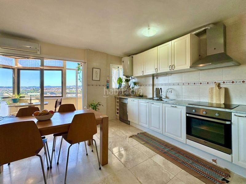 Foto 70168cb3-0f4d-4492-aedf-4be507a9287f. Apartament amb aparcament piscina a Centro ciudad Fuengirola