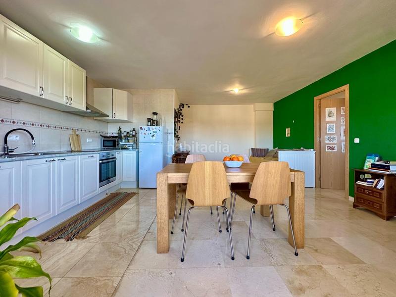 Foto a37a4000-4892-4500-a6c5-a82b17a4dc94. Apartament amb aparcament piscina a Centro ciudad Fuengirola