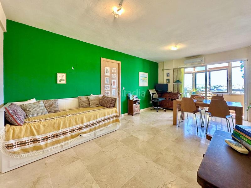 Foto ba1398b5-ca73-4e75-84f5-df096c0ddd09. Apartament amb aparcament piscina a Centro ciudad Fuengirola