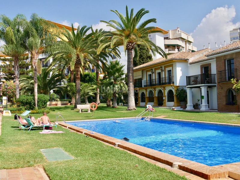 Foto 4e066e78-2cc2-49d5-a124-c86026c7c8f4. Casa bifamiliare con riscaldamento piscina in Centro ciudad Fuengirola