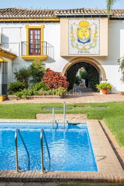 Foto ea8c145f-02b7-4ce9-8eca-179ddaab5318. Casa bifamiliare con riscaldamento piscina in Centro ciudad Fuengirola