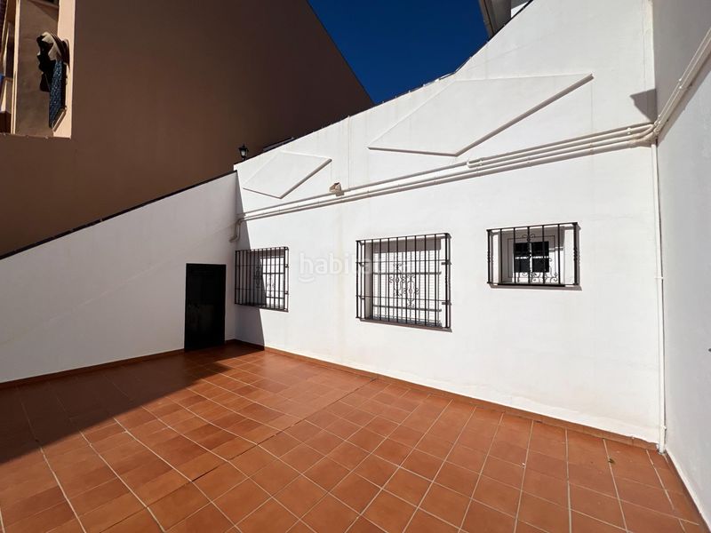 Foto a4102ac8-c28a-4ba7-908d-f4e806b2005a. Xalet amb calefacció aparcament a Castillo Sohail - Myramar Fuengirola