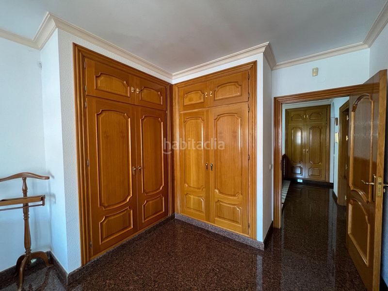 Foto f34b92fa-8075-4961-bd45-3610446cdf95. Xalet amb calefacció aparcament a Castillo Sohail - Myramar Fuengirola