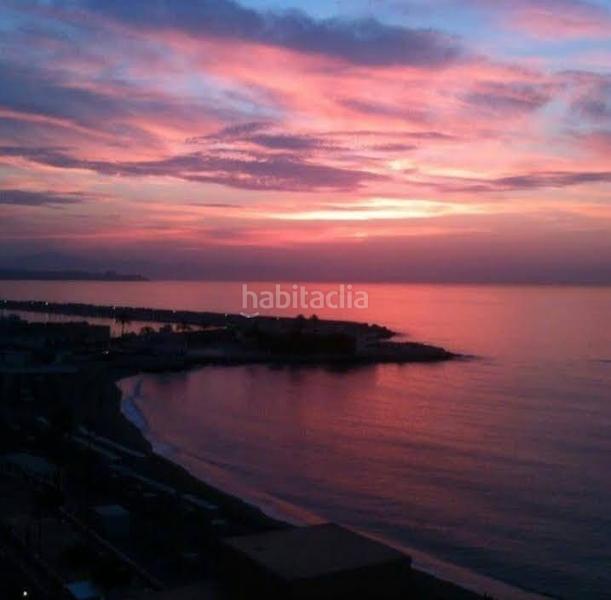 Foto 8ed79827-7dd9-4095-a40a-1505e5579bf7. Ático atico con increibles vistas en primera linea de playa en Fuengirola
