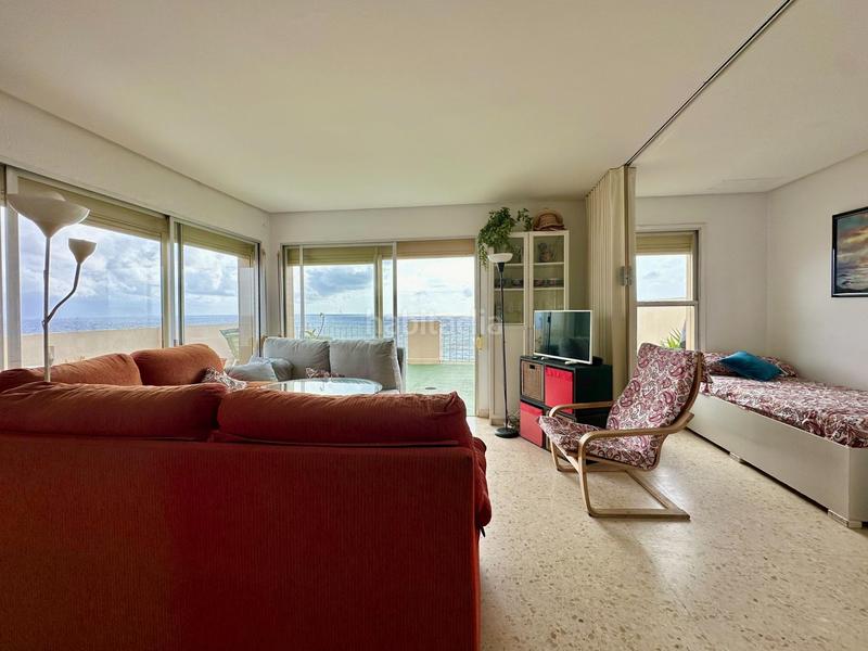 Foto bdd99b06-4a7e-4480-bb95-f071e2dd3e18. Ático atico con increibles vistas en primera linea de playa en Fuengirola