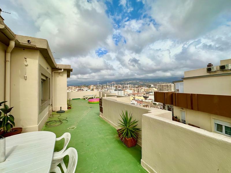 Foto e6d664d4-5926-482f-a871-e3d85bcbc146. Ático atico con increibles vistas en primera linea de playa en Fuengirola