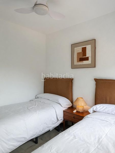 Foto 85e9c075-7d10-4698-bcf7-7ca5c5715b75. Apartament amb calefacció aparcament piscina a Los Pacos Fuengirola