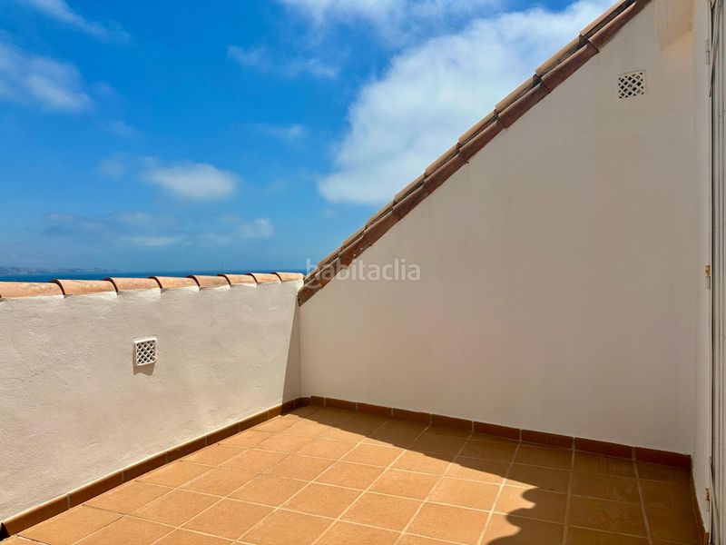 Foto c6063886-8d82-44bf-88e0-1a1c8ad7ef70. Àtic amb calefacció aparcament a Castillo Sohail - Myramar Fuengirola