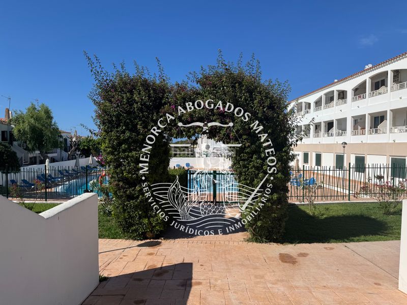 Foto 8f43e59e-d787-4ff1-aa43-8e2343a20a17. Apartament amb piscina a Cala en Blanes Ciutadella de Menorca