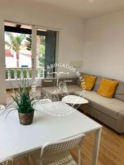 Lloguer Apartament a Cala Blanca. Apartamento reformado con piscina | disponible desde el 1 de sep