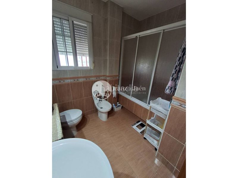 Foto 03eb5cc5-1e7b-4443-843f-e4dd82b2b766. Xalet amb calefacció aparcament piscina a Puente Tablas - Puente Nuevo - Cerro Molina Jaén