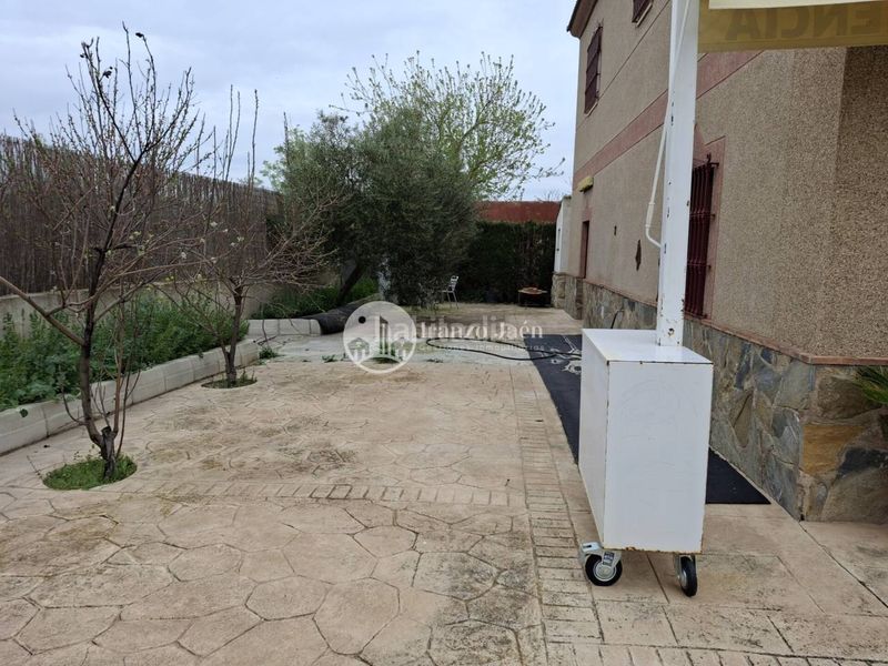 Foto 300db0f6-4fbb-4cea-84ac-00a9083665aa. Xalet amb calefacció aparcament piscina a Puente Tablas - Puente Nuevo - Cerro Molina Jaén