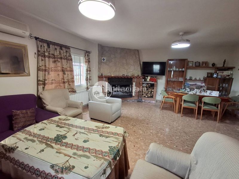 Foto dd002faf-5312-48b0-989e-bde3eb58f5aa. Xalet amb calefacció aparcament piscina a Puente Tablas - Puente Nuevo - Cerro Molina Jaén