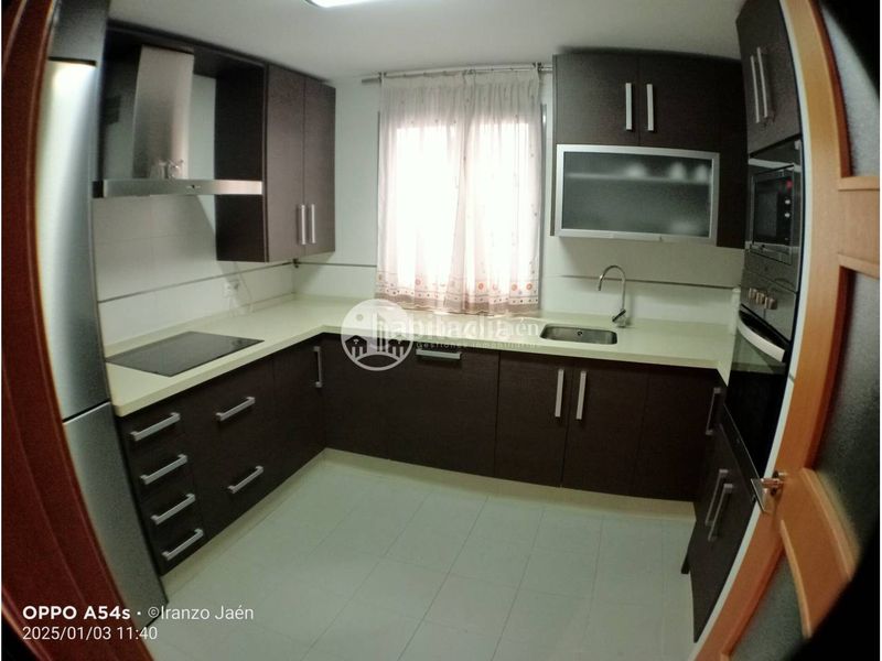 Foto d61ff986-6490-40a1-8a3f-fbb2afb4ddc5. Pis amb aparcament piscina a Renfe - Bulevar 1ª y 2ª Fase Jaén