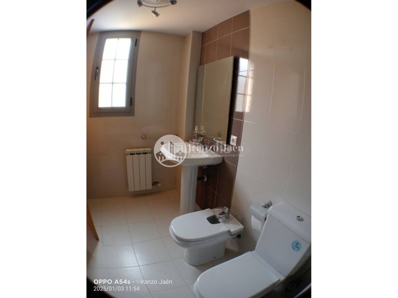 Foto db354c0f-bb79-4e87-b510-da69d0660dea. Pis amb aparcament piscina a Renfe - Bulevar 1ª y 2ª Fase Jaén