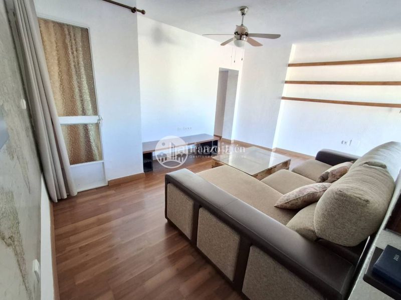 Foto c2f8b0dc-5f8c-48c1-8b8e-0b56ce686a8b. Àtic a San Ildefonso - Catedral Jaén