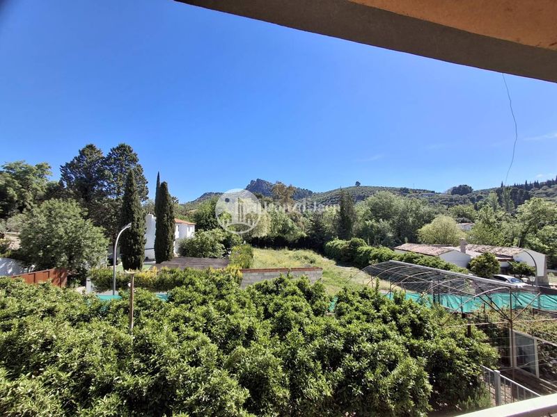 Foto 2332557f-ed97-47a5-9b8d-8b43e21adc6c. Xalet amb calefacció aparcament piscina a San Ildefonso - Catedral Jaén