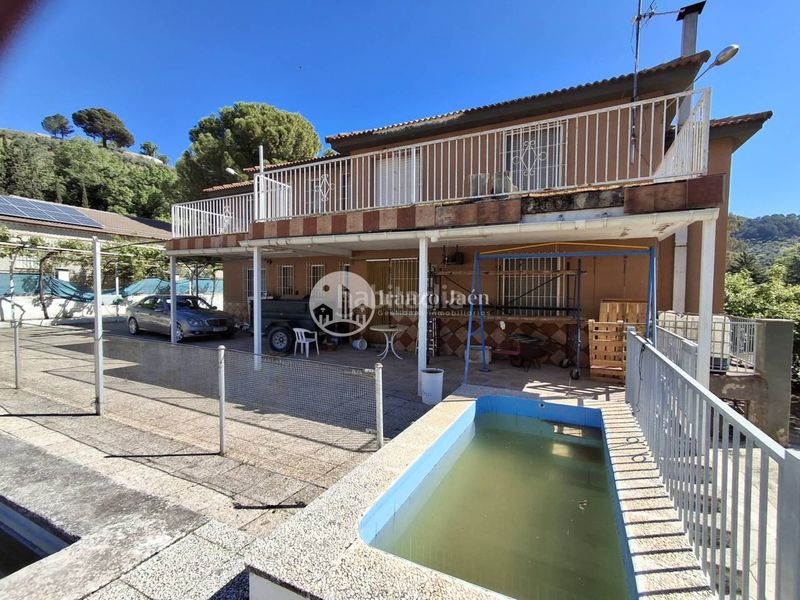 Foto 4828cc89-091a-4b4d-8115-08a101989f33. Xalet amb calefacció aparcament piscina a San Ildefonso - Catedral Jaén