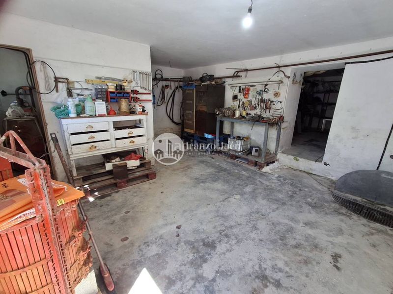 Foto 93b6d7a8-b93d-49e9-9898-c65cb226703c. Xalet amb calefacció aparcament piscina a San Ildefonso - Catedral Jaén