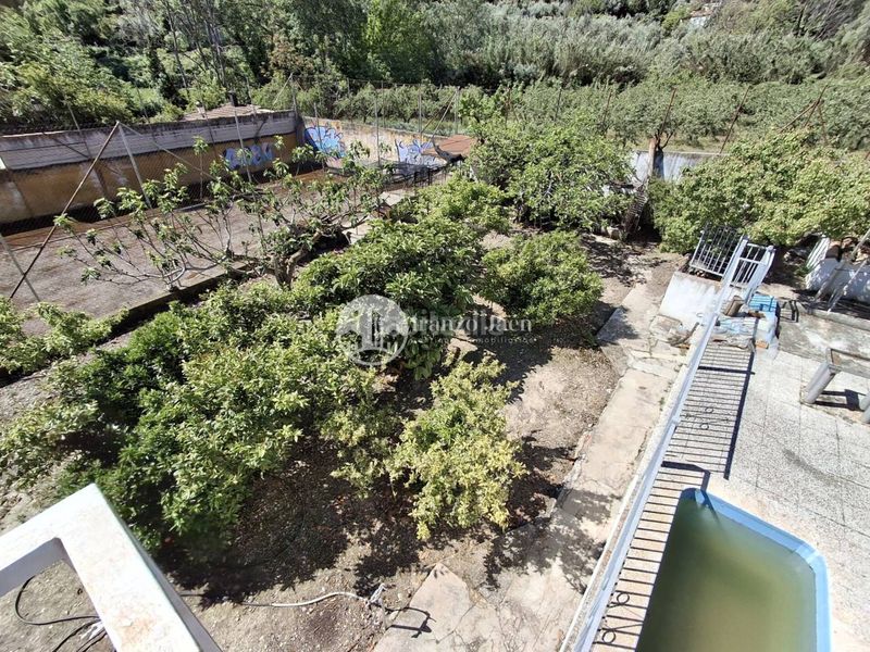 Foto b0e8829f-cf25-4b99-a5b3-7cea797f73b7. Xalet amb calefacció aparcament piscina a San Ildefonso - Catedral Jaén