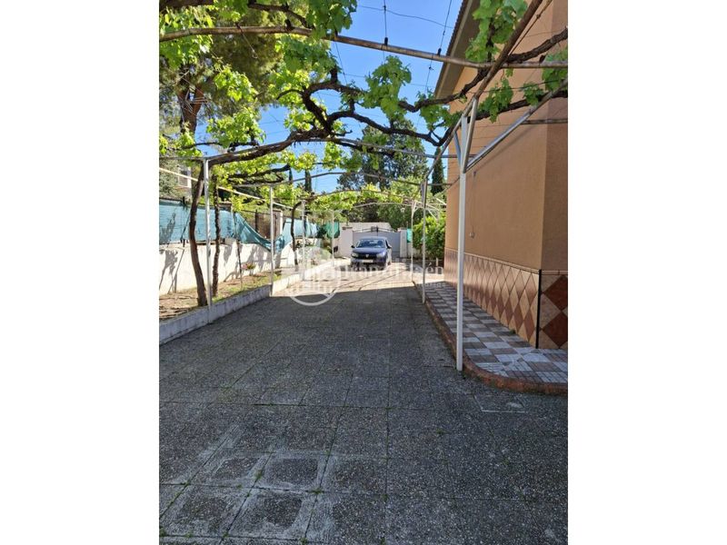 Foto c56a4e53-b567-4115-a802-fc3ab4cc54c6. Xalet amb calefacció aparcament piscina a San Ildefonso - Catedral Jaén