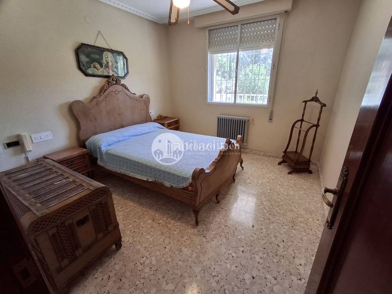 Foto f2ff48e7-5852-4170-95d5-0fb6f965541d. Xalet amb calefacció aparcament piscina a San Ildefonso - Catedral Jaén