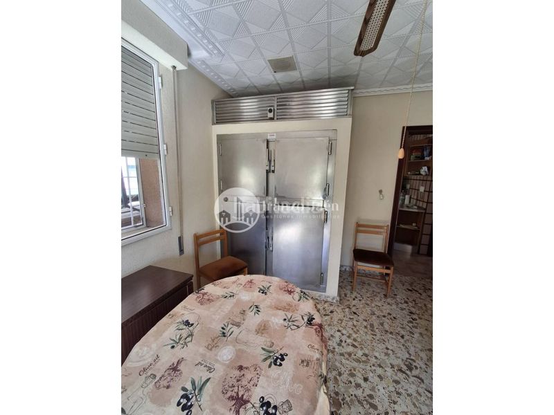 Foto f5ed0391-4e95-42f8-a9db-e4dd09342908. Xalet amb calefacció aparcament piscina a San Ildefonso - Catedral Jaén