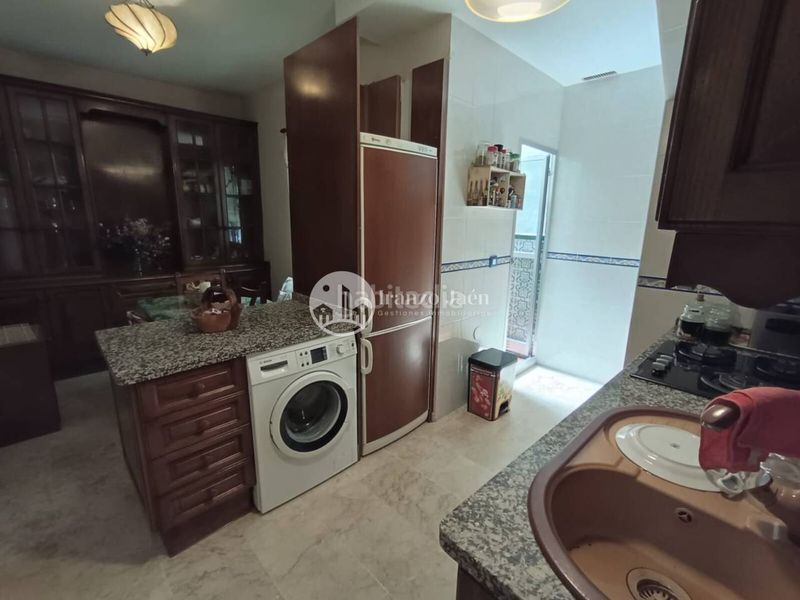 Foto a0fa34b7-ce90-4c2c-a533-83fa756613cd. Casa amb calefacció a San Felipe - El Almendral - La Merced Jaén