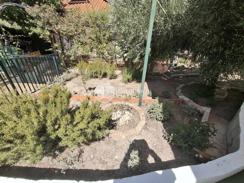 Foto 4f103ec2-c146-4583-9bec-c0d97c3634d1. Casa adossada amb aparcament piscina a Puente Jontoya - Puente de la Sierra - El Arroyo Jaén