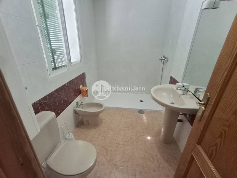 Foto 9799d4d1-204a-42fa-b451-b569490c15d2. Casa adossada amb aparcament piscina a Puente Jontoya - Puente de la Sierra - El Arroyo Jaén