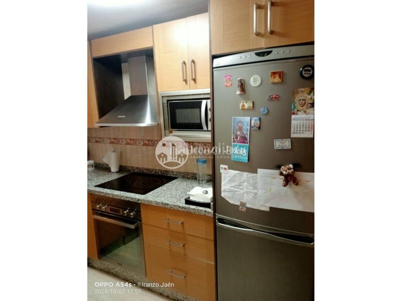 Foto 458f1331-a2d5-4bb4-8eb4-ded9a6a00b8a. House with heating in Ctra. Circunvalación - La Magdalena Jaén