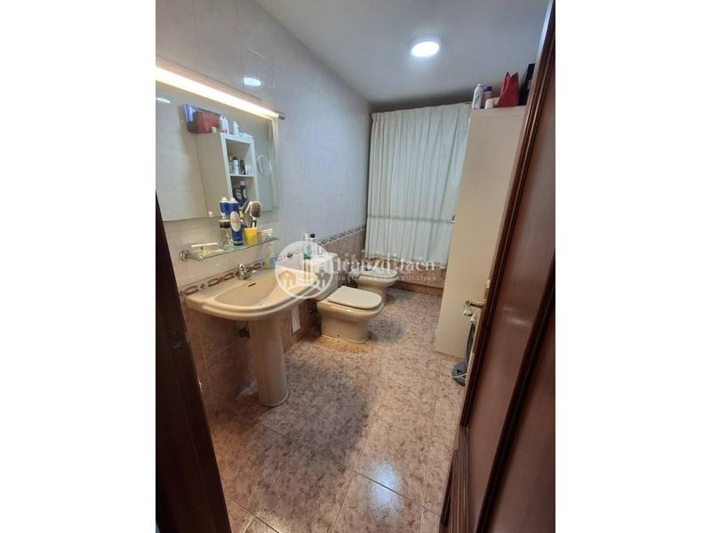 Foto 0d38644e-ff12-4586-9fa8-cb768b0cdcd6. Appartement avec chauffage parking dans Ctra. Circunvalación - La Magdalena Jaén