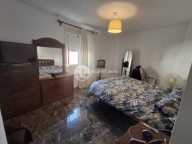 Foto 626e74ad-0fd1-4608-9c5a-11883c473c45. Appartement avec chauffage parking dans Ctra. Circunvalación - La Magdalena Jaén