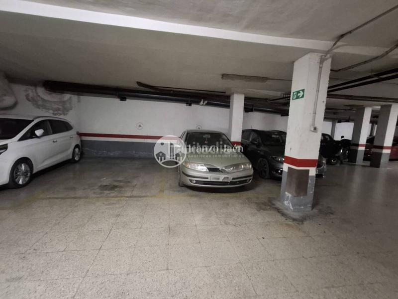 Foto 6bdf7a8a-aaa7-4417-87c6-59f591f5edd8. Appartement avec chauffage parking dans Ctra. Circunvalación - La Magdalena Jaén