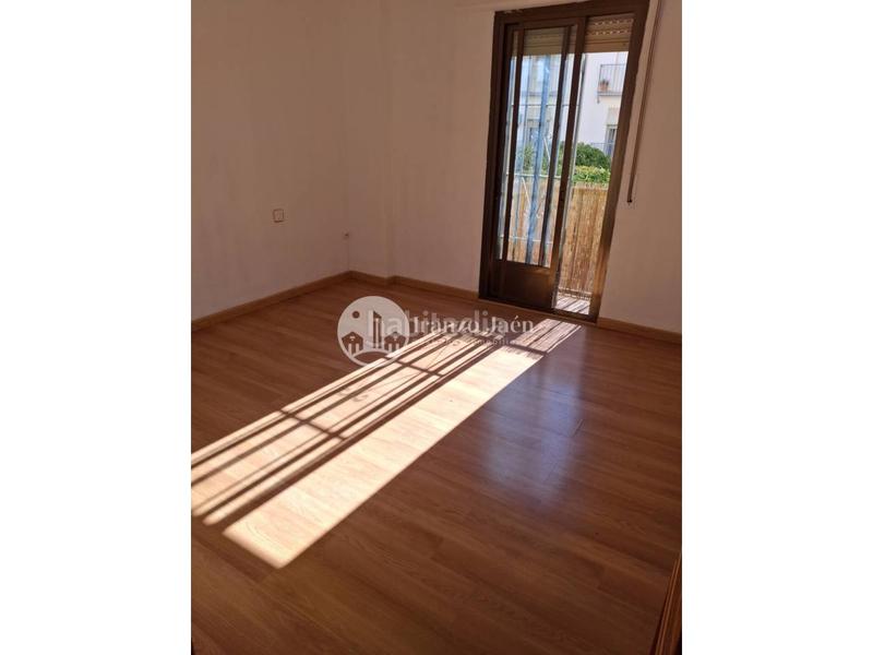 Foto a3bb4f02-3817-428e-8fab-6037e840cac8. Appartamento in San Bartolomé - Millán de Priego Jaén