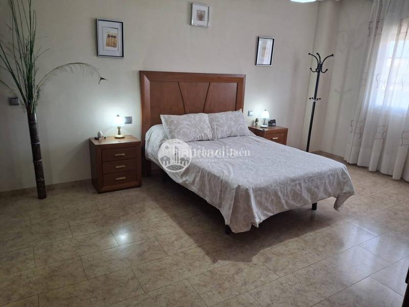 Foto ca2afe43-f4a1-4863-9f5c-248e6f00a4cb. Haus mit heizung parking in Renfe - Bulevar 1ª y 2ª Fase Jaén