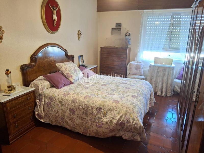 Foto 18a3cda8-0978-432c-b2e6-89e680aa8e03. Piso  en venta en san ildefonsobarrio de la catedral23001 en Jaén