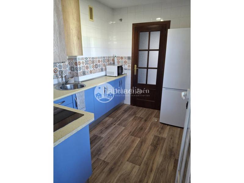 Foto d719d4ca-afca-4f14-9a70-a2bbfd01d172. Affitto attico con riscaldamento parcheggio in Belén - San Roque Jaén