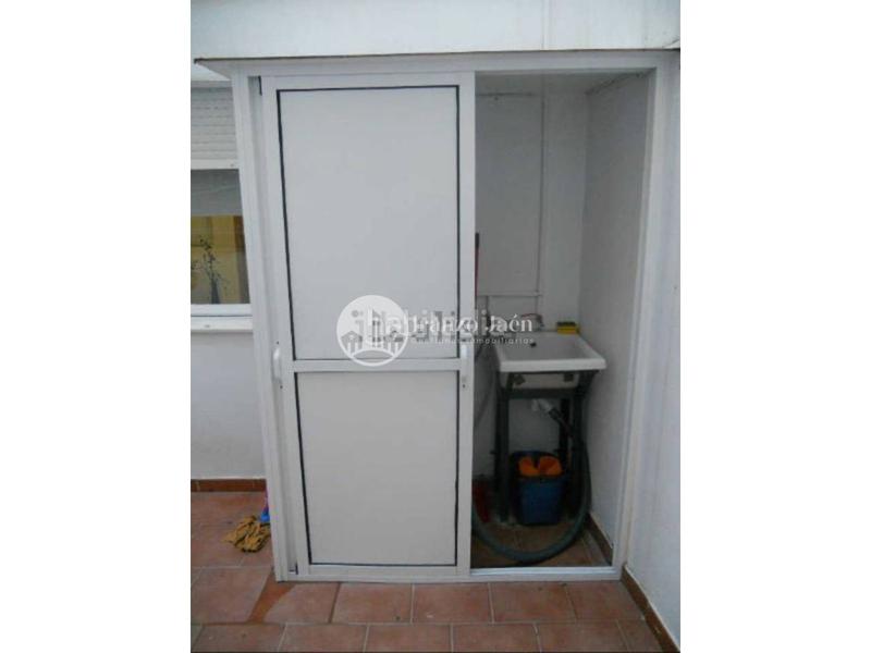 Foto cc4289b7-eb40-4546-a846-c01d0cf1e98d. Location duplex dans Ctra. Circunvalación - La Magdalena Jaén