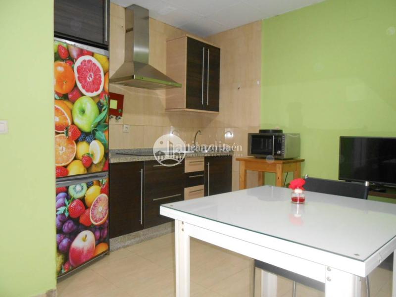 Foto ecc4c8fe-6e01-4ecc-8500-b6b211d80e80. Location duplex dans Ctra. Circunvalación - La Magdalena Jaén