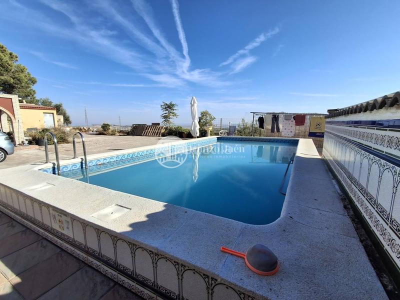 Foto 88c725a5-5757-4ff0-8428-074e62f32a5b. Xalet amb aparcament piscina a Valdeastillas - Fuentezuelas Jaén