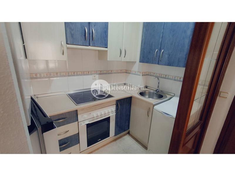 Foto 486615f9-d367-4309-b620-88b05a81b91d. Alquiler apartamento  en alquiler en san bartolomécalle millán de priego23007 en Jaén