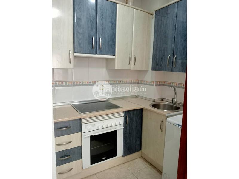 Foto 742b6ddc-1c82-4908-a6aa-01c12542ad5d. Alquiler apartamento  en alquiler en san bartolomécalle millán de priego23007 en Jaén