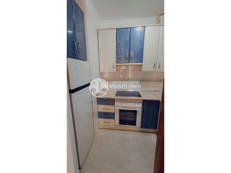 Foto a0a290ac-b7f3-409c-94f8-f724e182d7e4. Alquiler apartamento  en alquiler en san bartolomécalle millán de priego23007 en Jaén