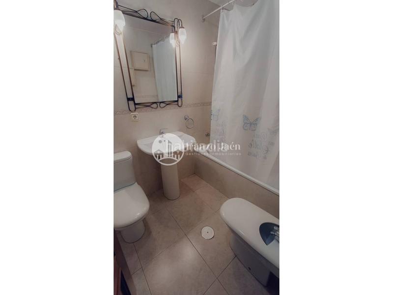 Foto ebea5f64-ed9c-437f-b871-16d11a331c3d. Alquiler apartamento  en alquiler en san bartolomécalle millán de priego23007 en Jaén