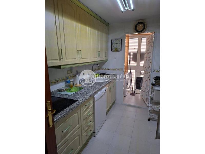 Foto 0c87d021-733d-46bf-8e38-3a00b3966391. Lloguer apartament amb calefacció a Renfe - Bulevar 1ª y 2ª Fase Jaén