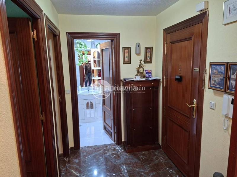 Foto 433f33e8-fa4b-4150-8688-8a14d8bd89ae. Lloguer apartament amb calefacció a Renfe - Bulevar 1ª y 2ª Fase Jaén