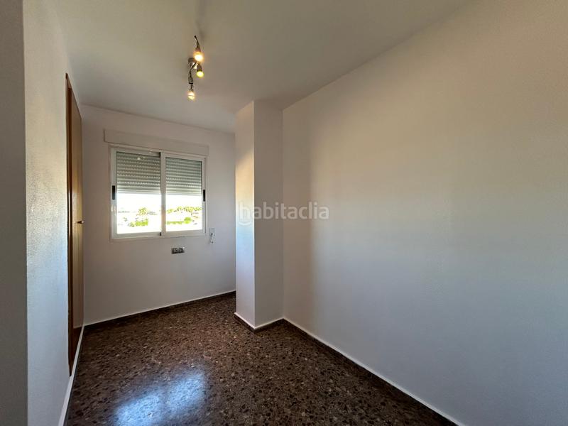 Foto 14c03900-3d16-4a16-894d-dd18c32d6947. Location appartement avec parking dans Núcleo Urbano Pobla de Vallbona (la)