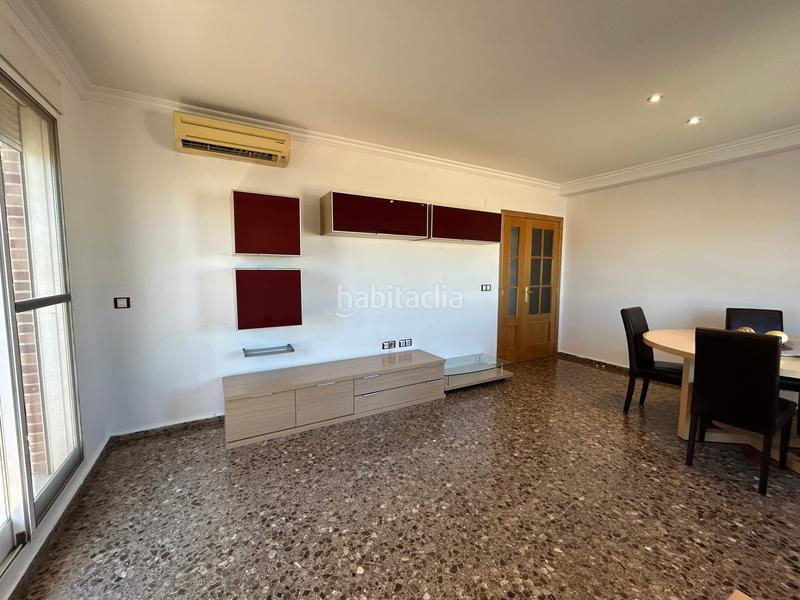 Foto 8e753924-4e8d-49fe-8f02-1cb30249789b. Location appartement avec parking dans Núcleo Urbano Pobla de Vallbona (la)