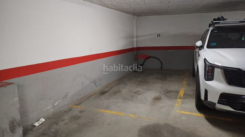 Foto 1f2f860b-2f21-4b24-a8cb-3044b8872a65. Car parking in calle de Trafalgar 3 in Trafalgar Madrid